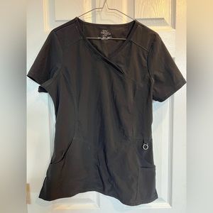 Cherokee Scrub Top in Black